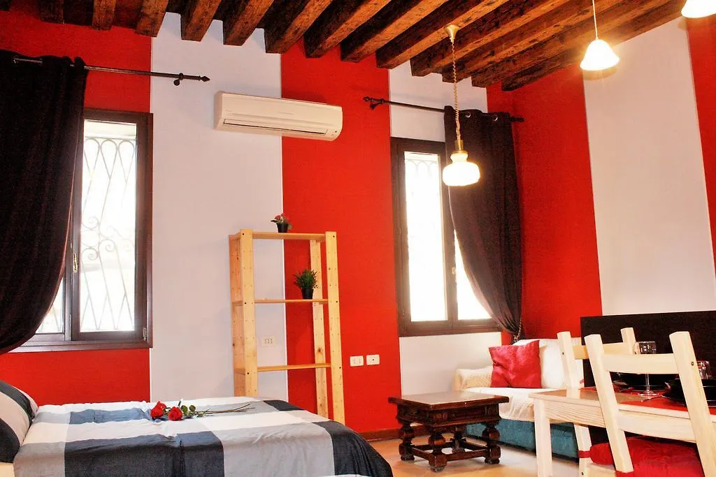 Mario Apartment 5012 Venice 0*,  Italy